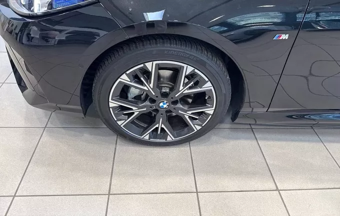 BMW SERIE 1 120 170 ch DKG7 M Sport photo 9 2128903