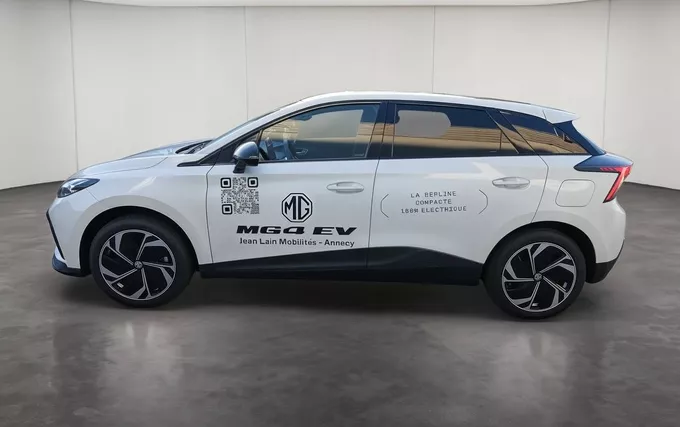 MG MG4 EV 77kWh - 180 kW Premium extérieur côté gauche 9884