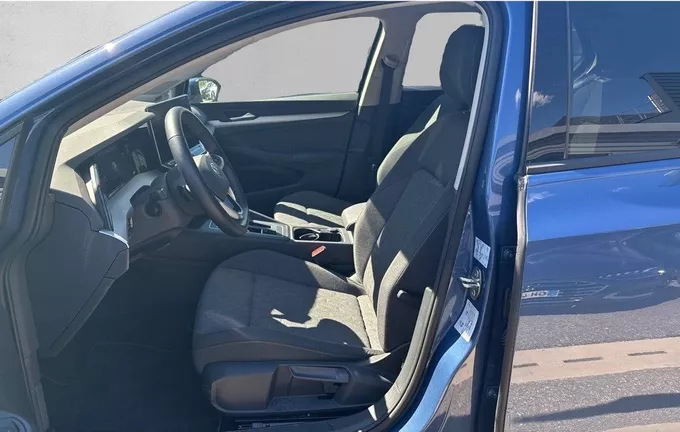 VOLKSWAGEN GOLF 1.5 eHybrid 204 DSG6 VW Edition extérieur trois quart arrière droit 2126879