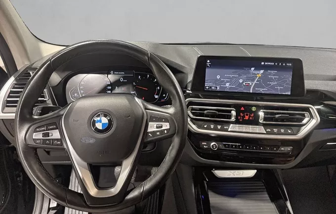 BMW X3 sDrive18d 150ch BVA8 xLine extérieur côté gauche 945100