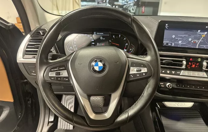 BMW X3 sDrive18d 150ch BVA8 xLine photo 9 945100