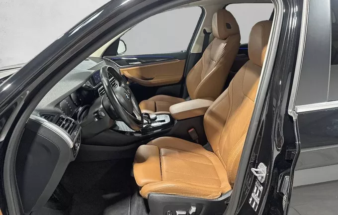 BMW X3 sDrive18d 150ch BVA8 xLine photo 11 945100