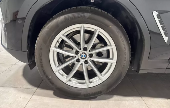 BMW X3 sDrive18d 150ch BVA8 xLine photo 13 945100