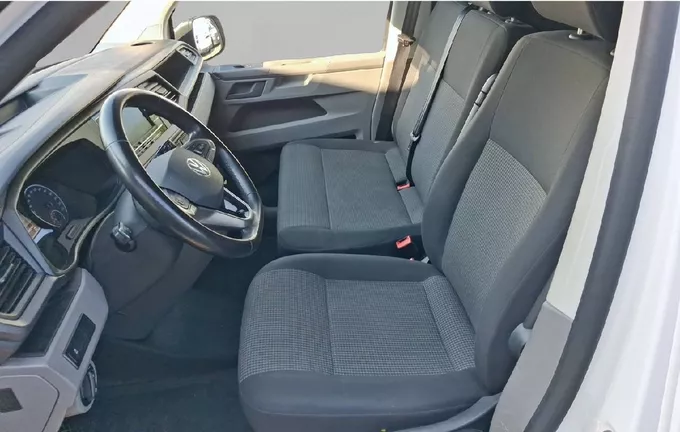 VOLKSWAGEN UTILITAIRES TRANSPORTER 6.1 VAN L1H1 2.0 TDI 150 BVM6 4MOTION BUSINESS extérieur trois quart arrière droit 106303