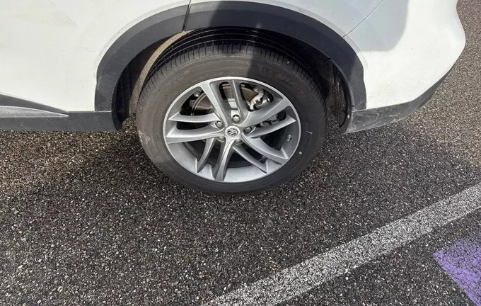 MG EHS 1.5T GDI PHEV Luxury photo 9 601098
