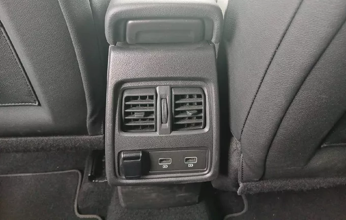 RENAULT CAPTUR TCe 130 FAP Intens photo 19 2128761