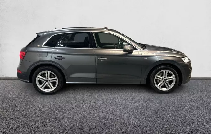 AUDI Q5 55 TFSI e 367 S tronic 7 Quattro S line extérieur côté droit 2127282