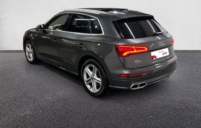 AUDI Q5 55 TFSI e 367 S tronic 7 Quattro S line extérieur trois quart arrière gauche 2127282