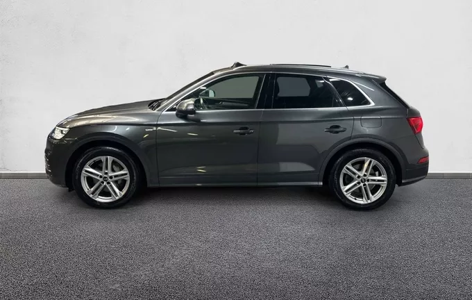 AUDI Q5 55 TFSI e 367 S tronic 7 Quattro S line extérieur côté gauche 2127282