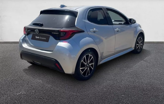 TOYOTA YARIS Hybride 116h Design extérieur trois quart arrière droit 1103517