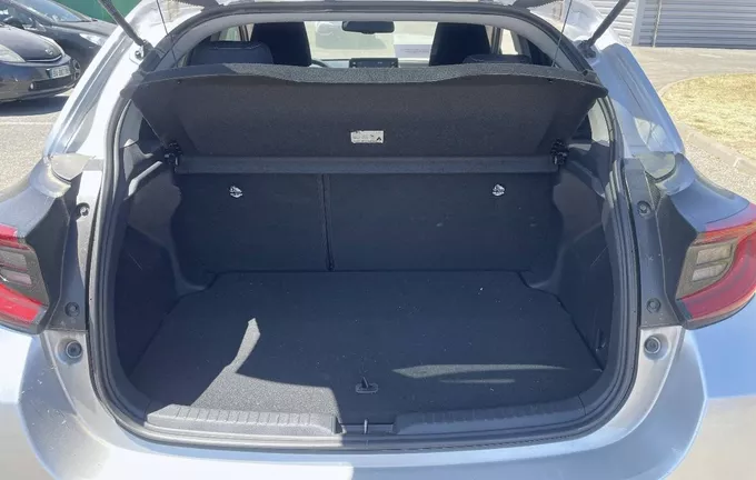 TOYOTA YARIS Hybride 116h Design photo 10 1103517