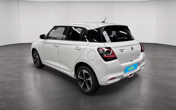 SUZUKI SWIFT 1.2 Dualjet Hybrid AllGrip Pack extérieur trois quart arrière gauche 213720