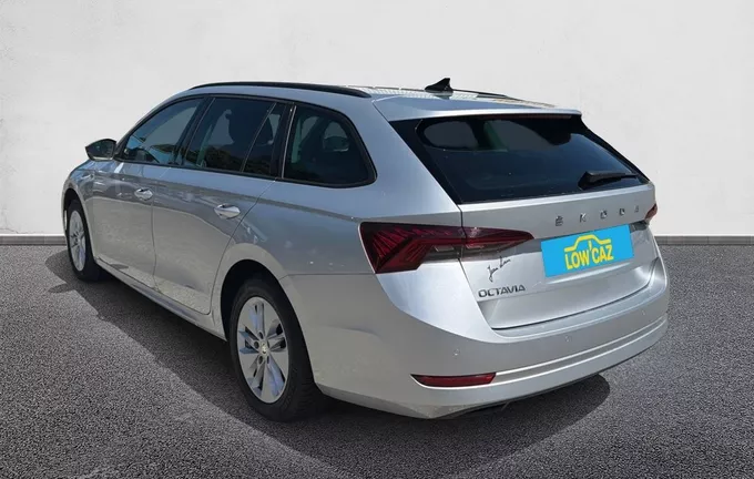 SKODA OCTAVIA Combi 2.0 TDI 150 ch DSG7 Business extérieur trois quart arrière gauche 213157
