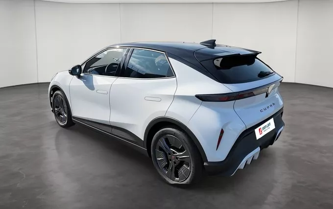 CUPRA RAVAL 136 ch Plus extérieur trois quart arrière gauche 4734