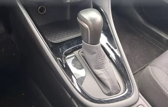 TOYOTA YARIS Hybride 116h Design photo 13 1103789