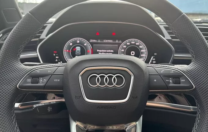 AUDI Q3 35 TDI 150 ch S tronic 7 S line plus photo 12 2128556
