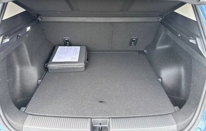 MG MGS5 EV 64kWh - 170 kW 2WD Luxury photo 10 9327