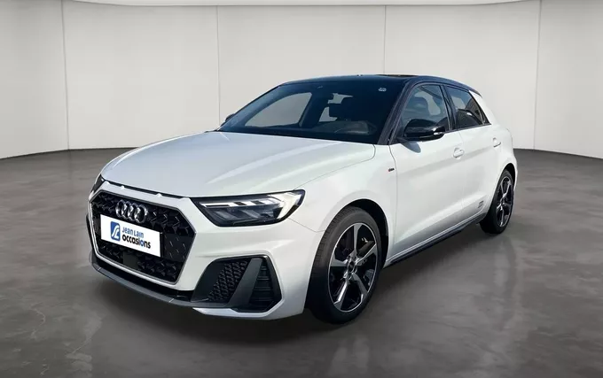 AUDI A1 Sportback 30 TFSI 110 ch BVM6 S Line extérieur trois quart avant gauche 2131944