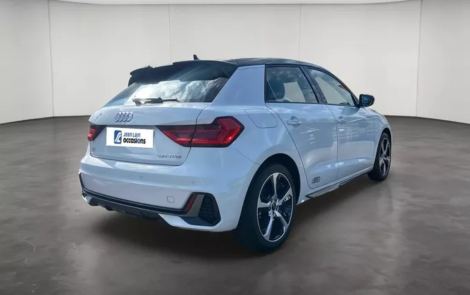 AUDI A1 Sportback 30 TFSI 110 ch BVM6 S Line extérieur trois quart arrière droit 2131944