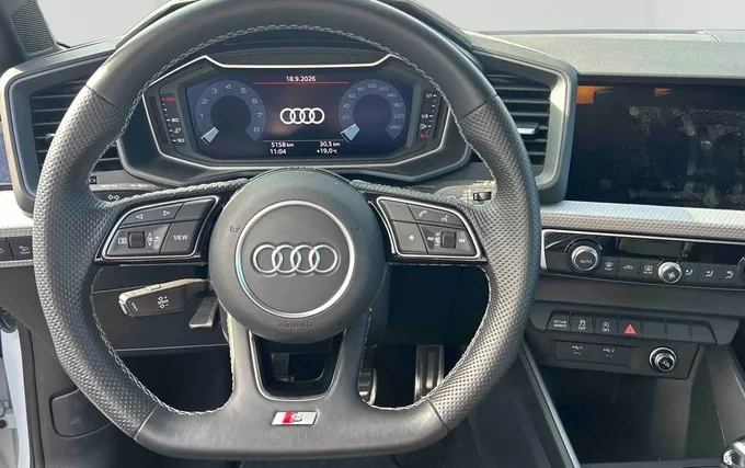 AUDI A1 Sportback 30 TFSI 110 ch BVM6 S Line photo 12 2131944