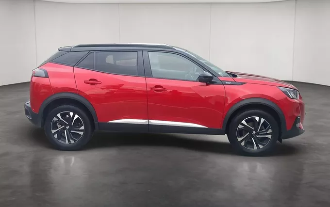 PEUGEOT 2008 PureTech 130 S&S EAT8 GT extérieur côté droit 946569