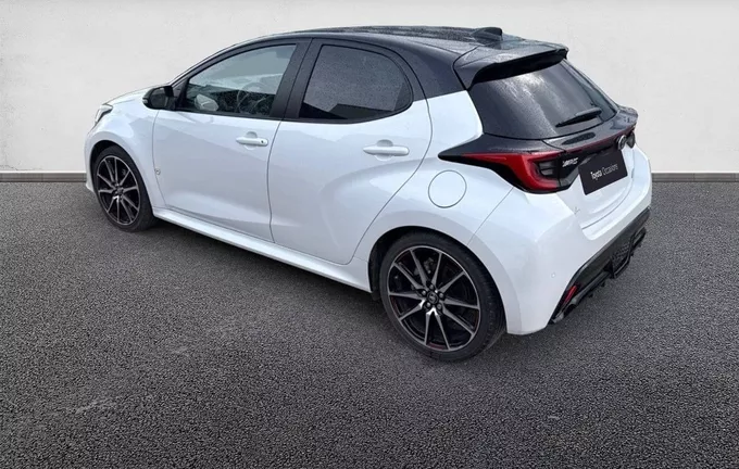 TOYOTA YARIS Hybride 116h GR Sport extérieur trois quart arrière gauche 1103096