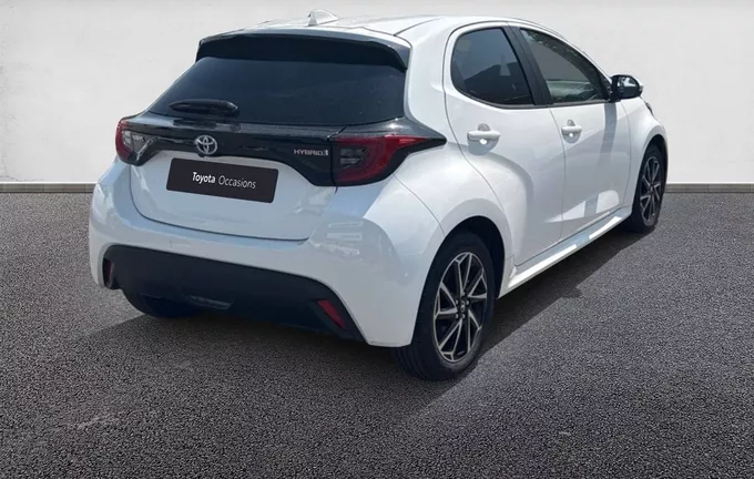 TOYOTA YARIS Hybride 116h Design extérieur trois quart arrière droit 1103779