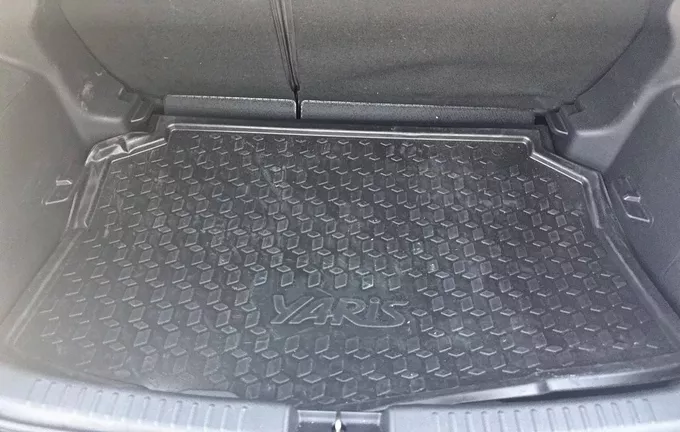 TOYOTA YARIS Hybride 116h Design photo 10 1103779