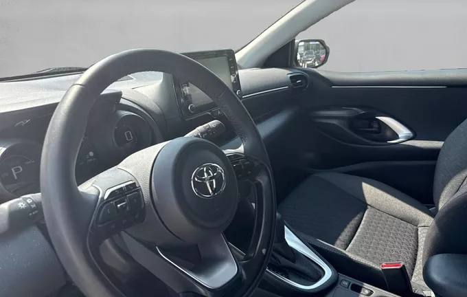 TOYOTA YARIS Hybride 116h Design photo 11 1103779
