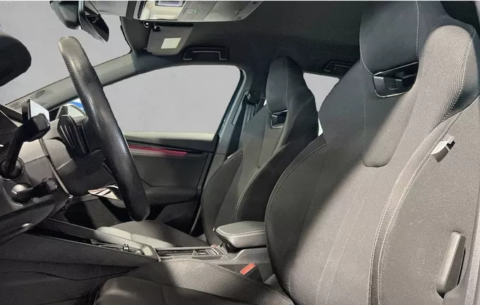 SKODA OCTAVIA Combi 2.0 TDI 200 ch DSG7 4x4 Sportline extérieur trois quart arrière droit 2130067