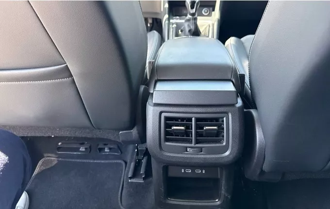 SEAT ATECA 1.0 TSI 110 ch Start/Stop Urban Advanced photo 17 2128538