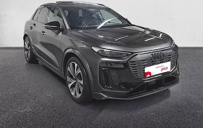 AUDI SQ6 E-TRON 489 ch 100 kWh quattro extérieur trois quart avant droit 2128364