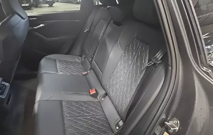 AUDI SQ6 E-TRON 489 ch 100 kWh quattro photo 17 2128364