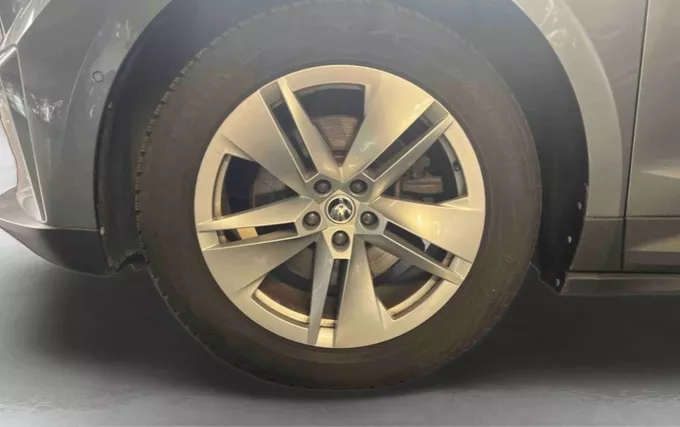 SKODA ENYAQ iV 80 photo 9 2131811