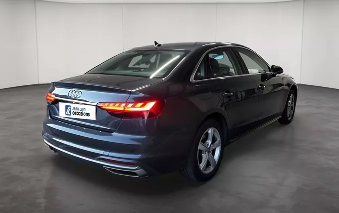 AUDI A4 40 TFSI 190 S tronic 7 extérieur trois quart arrière droit 2133227
