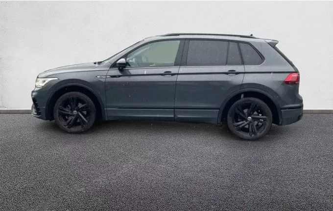 VOLKSWAGEN TIGUAN 1.5 eTSI 150ch DSG7 R-Line extérieur trois quart arrière gauche 2117080