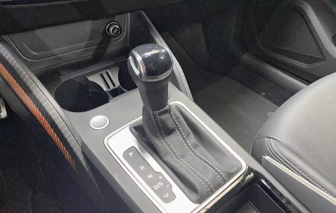 AUDI Q2 35 TFSI 150 S tronic 7 S line Plus photo 13 2130791