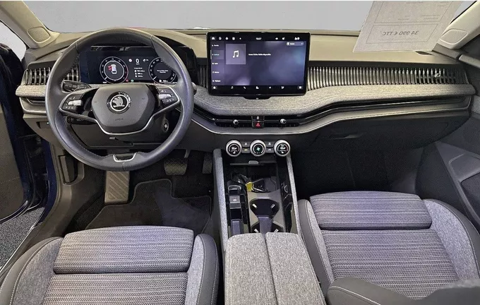 SKODA SUPERB Combi 1.5 TSI mHEV 150 ch ACT DSG7 Selection extérieur trois quart avant droit 2123665