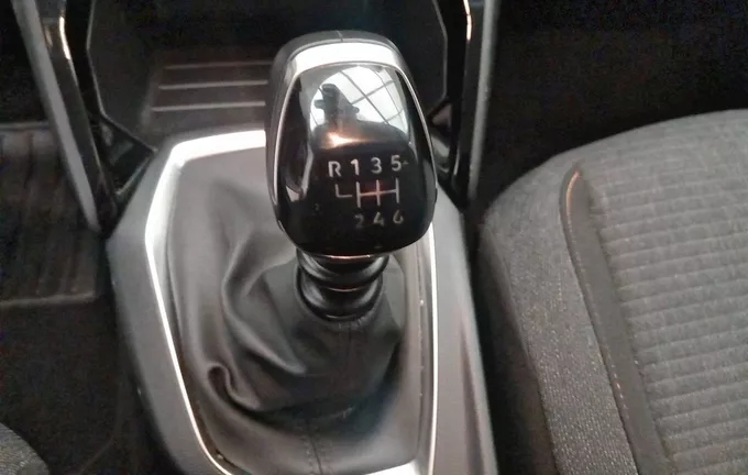 PEUGEOT 208 100 S&S BVM6 Style photo 14 944347