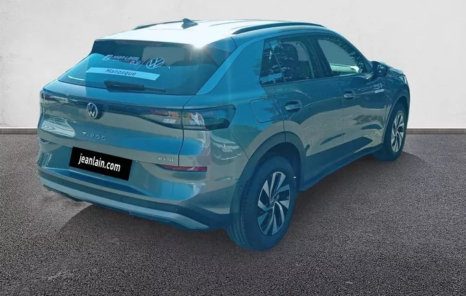 VOLKSWAGEN T-ROC 1.5 eTSI EVO2 Hybrid 116 ch DSG7 Life extérieur trois quart arrière droit 1660