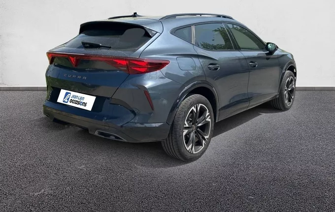 CUPRA FORMENTOR 1.5 eTSI Hybrid 150 ch DSG7 V extérieur trois quart arrière droit 2127424