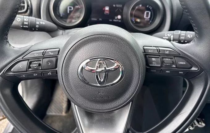 TOYOTA YARIS CROSS Hybride 116h 2WD Design photo 12 1103071