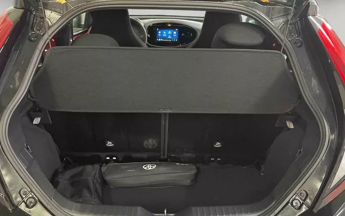 TOYOTA AYGO X 1.0 VVT-i 72 Design photo 10 1104016