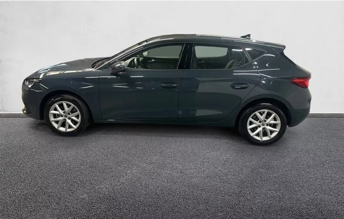 SEAT LEON 1.5 eTSI Hybrid 115 DSG7 Business extérieur trois quart arrière gauche 2128059