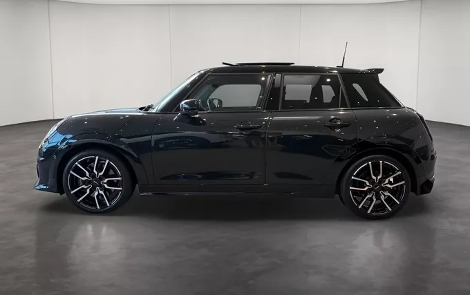 MINI COOPER 204 ch DKG7 S JCW + Pack M extérieur côté gauche 2132760