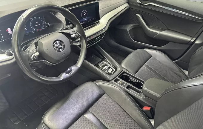 SKODA OCTAVIA Combi 2.0 TDI 150 ch DSG7 Style photo 11 213515