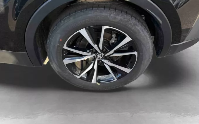 TOYOTA C-HR Hybride 140 Design photo 9 1103899