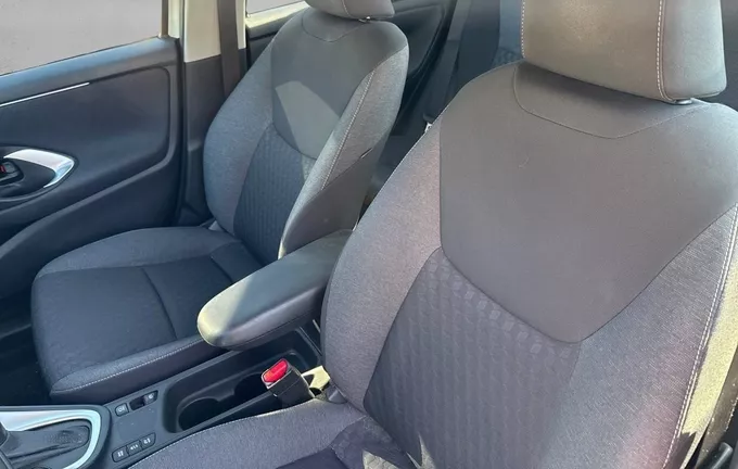 TOYOTA YARIS Hybride 116h Dynamic photo 20 