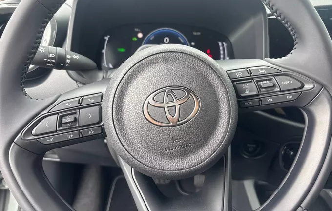 TOYOTA AYGO X Hybride 116h Graphic photo 12 208446