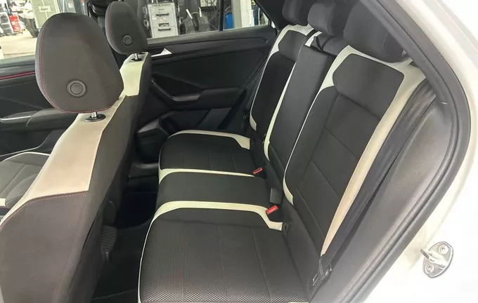 VOLKSWAGEN T-ROC 2.0 TSI 190 Start/Stop DSG7 4Motion photo 14 213272